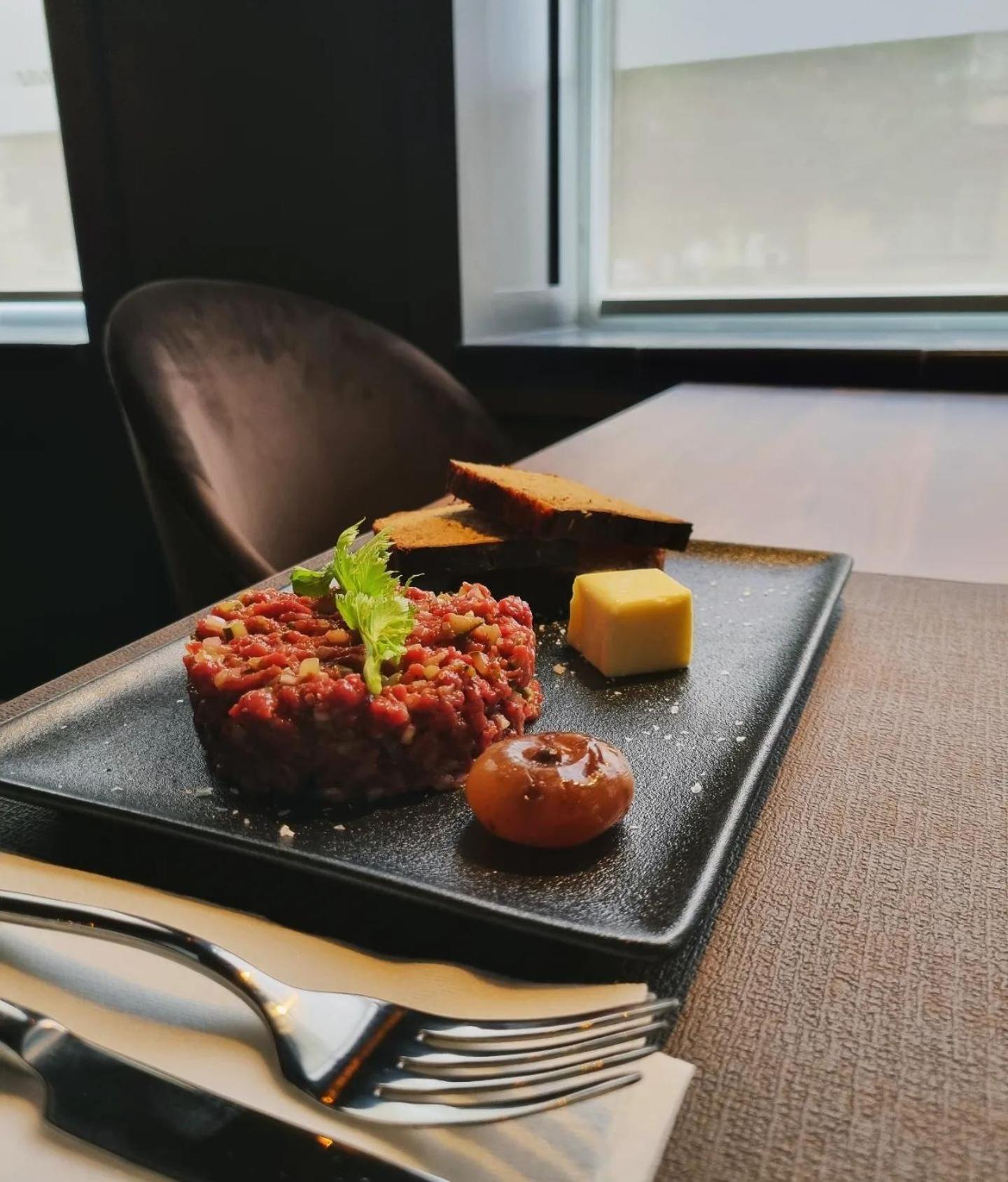 Brut Wine Hotel Jeziorosy Zewnętrze zdjęcie